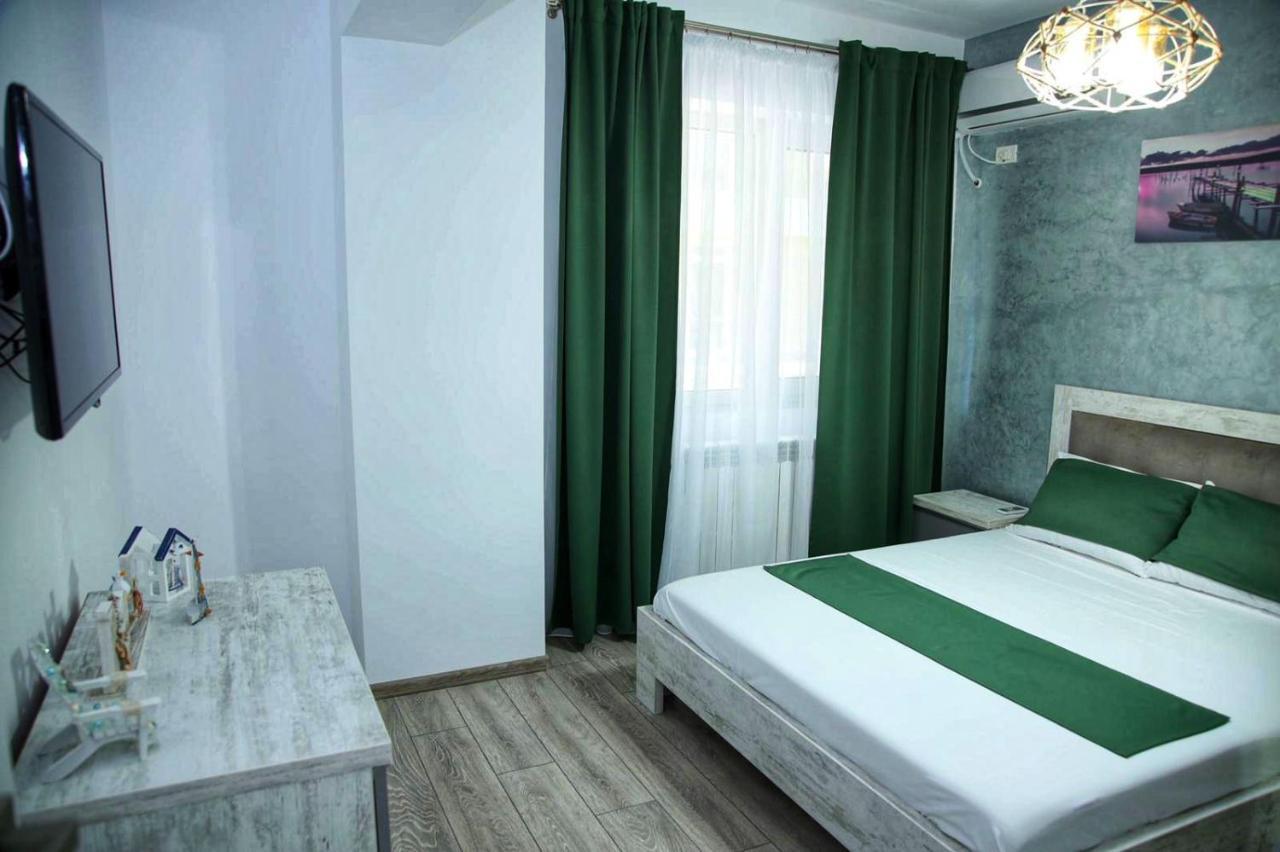 Myamar Apartment Mamaia Exterior photo