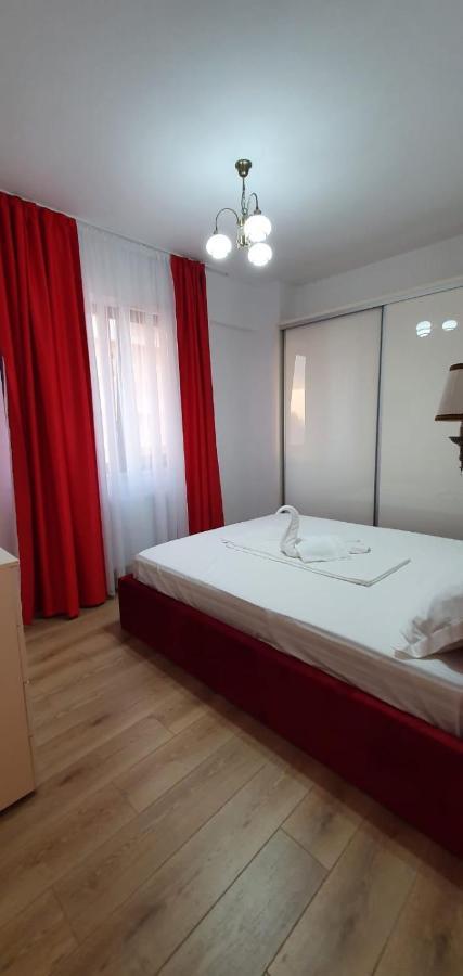 Myamar Apartment Mamaia Exterior photo